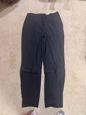 Nike Clima-Fit Vintage 2-in-1 Convertible Zip-Off Hiking Pants